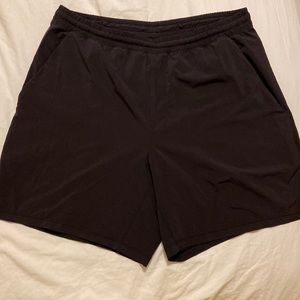 Lululemon Pacebreaker Linerless 7in XL.